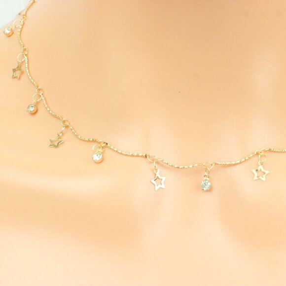 "Minimalist & Elegant Necklace Chain – Perfect for Women & Girls | UNVRC1060 - Picture 5 of 10